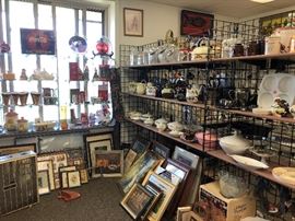 frames and artwork (BOGO) nice kitchen décor, matching kitchen jars, cocoa-cola items, kitchen sets