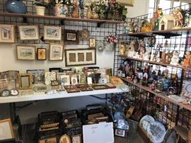 picture frames (BOGO), angel items, pirate home décor and wolves