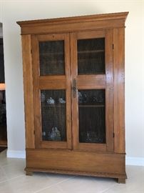 Kentucky mesh-panel cupboard