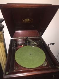 antique victrola, winds up and works