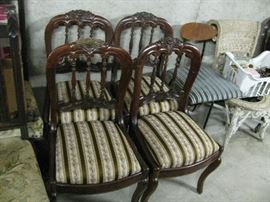 SET OF 4 ANTIQUE CHAIRS