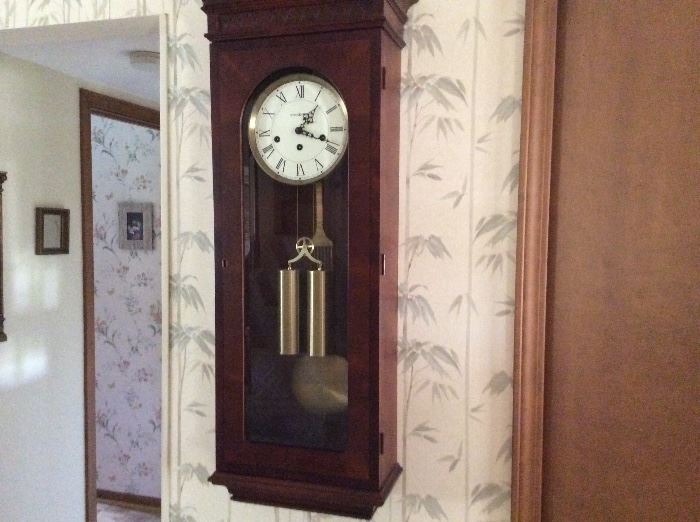 HOWARD MILLER WALL CLOCK IN PERFECT CONDITION