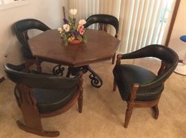 Vintage Kitchen Table and 4 chairs