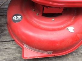 Troy-Bilt 42" cut riding lawn mower