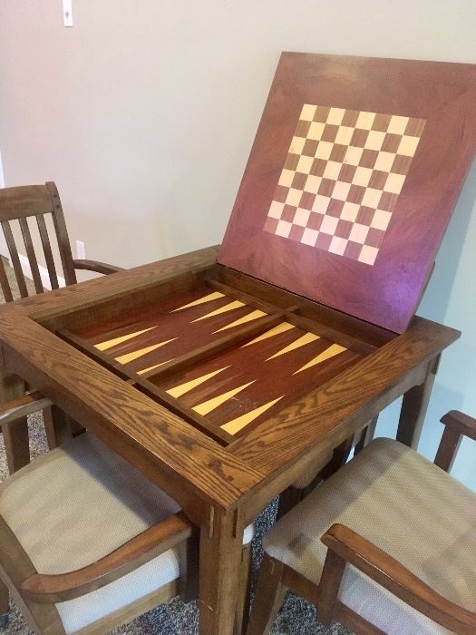 Flip-top game table with 4 chairs