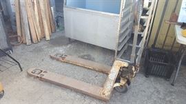 Good crown pallet jack