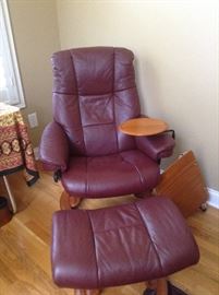 Stressless Chair with Ottoman