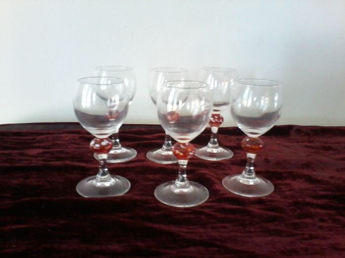  6 Cordial Glasses    http://www.ctonlineauctions.com/detail.asp?id=741076