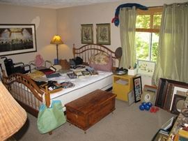 CLEAN queen size bed, with even Cleaner Pillow Top mattress. 