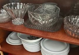 China & serving / entertainment pieces