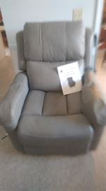 Flex Steel Lift Recliner