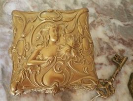 art nouveau maiden box