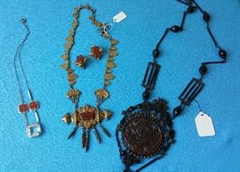 3 amazing but quite different necklaces