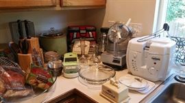 small kitchen appliances
