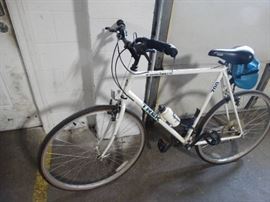 Trek 700 7speed bike.