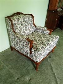 French Provincial Chair:     http://www.ctonlineauctions.com/detail.asp?id=740378