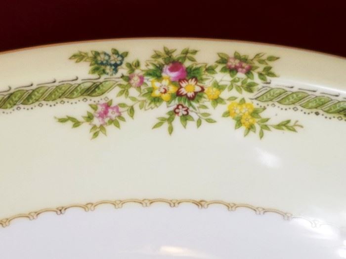 Meito China 62 Pieces   http://www.ctonlineauctions.com/detail.asp?id=740404