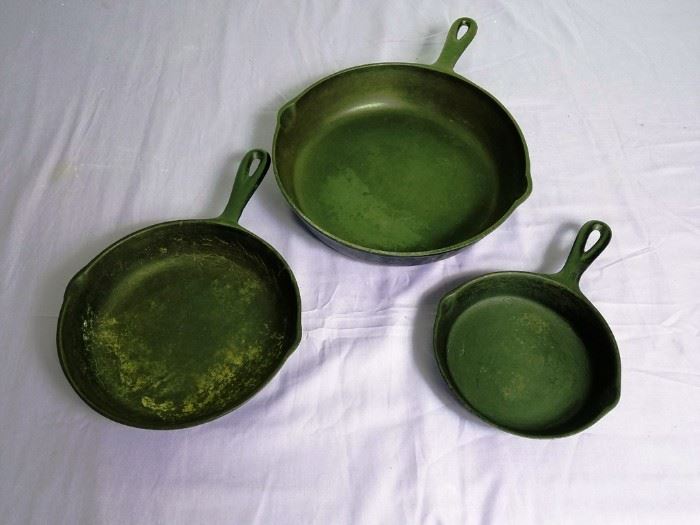 3 Cast Iron Skillets:        http://www.ctonlineauctions.com/detail.asp?id=741017