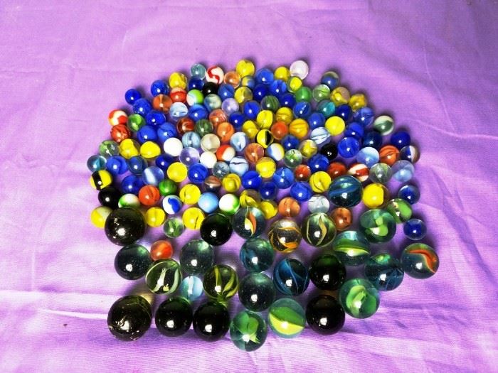 150+ Vintage Marbles:     http://www.ctonlineauctions.com/detail.asp?id=741252