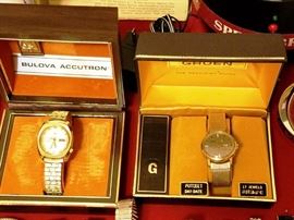 18 Watches, Jewelry & Vintage: http://www.ctonlineauctions.com/detail.asp?id=741254