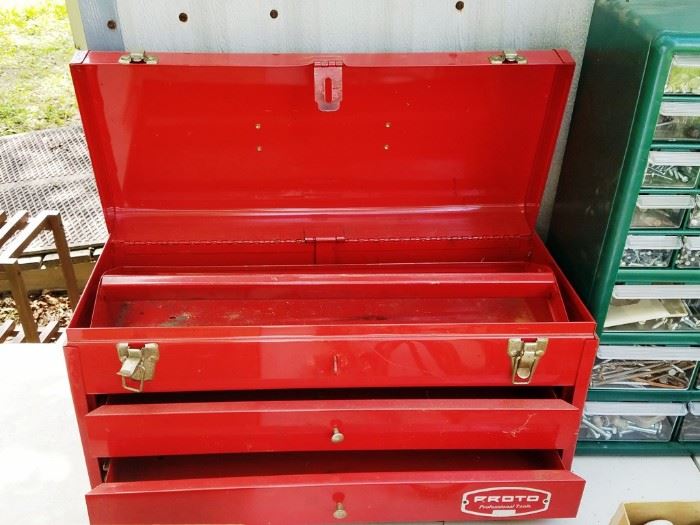 Vise, Drill Bit Sharpener, Tool Boxes  http://www.ctonlineauctions.com/detail.asp?id=742595