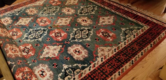 8' x 10' hand tied wool carpet from Afghanistan
