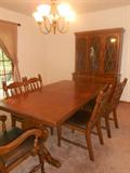 SOLID DINING TABLE W/6 CHAIRS