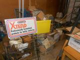 VINTAGE METAL SIGNS