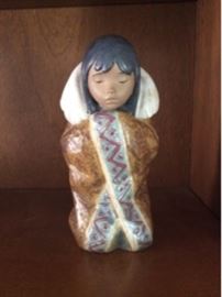 Lladro Lot #2                 https://ctbids.com/#!/description/share/33854