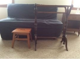 Wooden Blanket Holder and Stool   https://ctbids.com/#!/description/share/33873