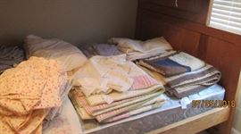 Pottery Barn bedding twin and full queen