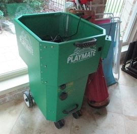 tennis ball machine with remote and charger