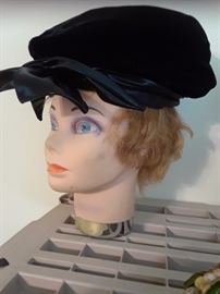 Christian Dior hat