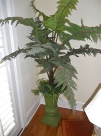 Leafy faux tree 