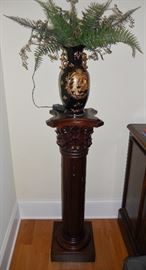 Large pedestal with beautiful vase & arrangement