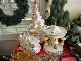 Lenox Christmas decor & lighted ceramic tree