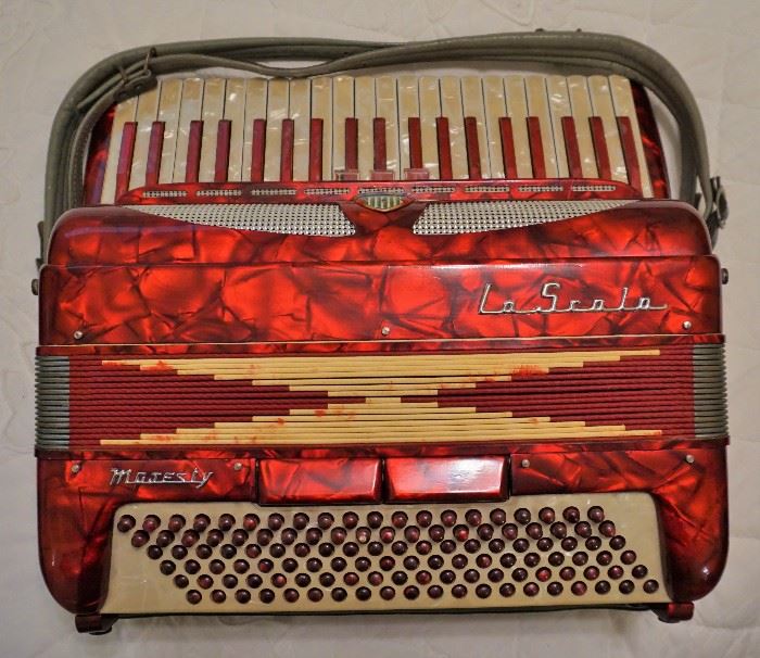 La Scala Majesty accordion