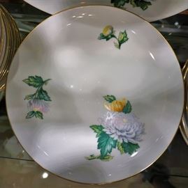 Chrysanthemum by Sango dishes