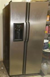 Stainless steel side by side refrigerator