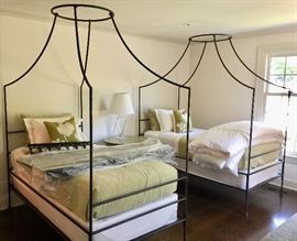 31a. Twin Iron Campaigne Bed (41'' x 80'' x 91'')