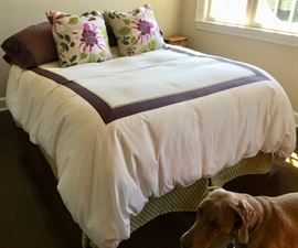 42. Custom Kravat Queen Bed Linens & Dust Ruffle w/ Queen Sealy Mattress Set