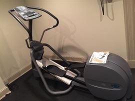 98. Precor EFX 5.23 Elliptical Cross-trainer