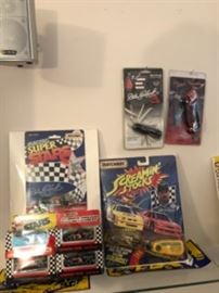 SIGNED Dale Earnhardt Winner's Circle Stock Cars 1/64           https://ctbids.com/#!/description/share/33248