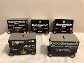 Dale Earnhardt Goodwrench Pit Wagon Assortment Action 1/16 Banks       https://ctbids.com/#!/description/share/33310