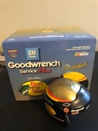 Dale Earnhardt Collectible Helmets              https://ctbids.com/#!/description/share/34441