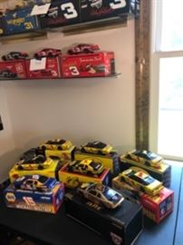 NASCAR Die Cast Stock Cars & Banks        https://ctbids.com/#!/description/share/34448