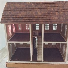 Doll House. 1" Scale. 