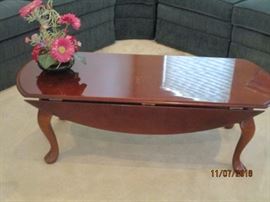 drop leaf coffee table