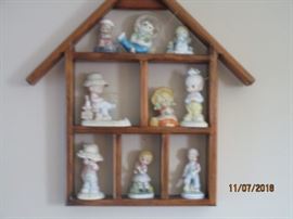 Precious Moments and other figurines 