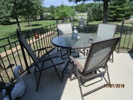 Patio set with 4 chairs